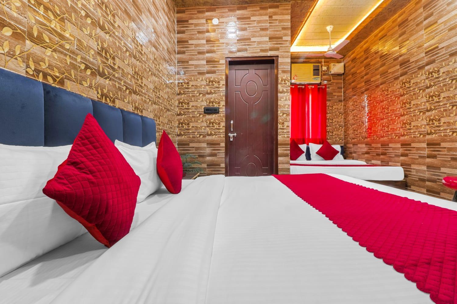Hotel Krishna Priya Haridwār Eksteriør bilde